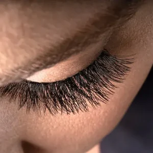 Popularny Kępki Rzęs CLAVIER BeShaped 14mm – skręt B