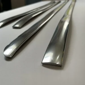 Wyprzedaż Volvo S40, V40, S60, V60, S70 - Listwy chrom na grill chromowane na