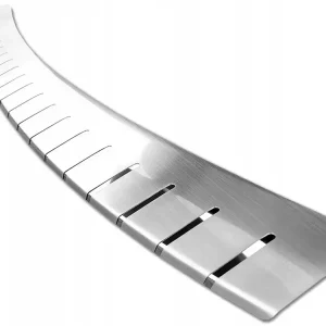 Tylko dziś SEAT ATECA NAKŁADKA NA ZDERZAK Z ZAGIĘCIEM