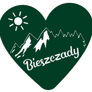 Wycinana naklejka BIESZCZADY - SERCE - GÓRY - LAS ciemny zielony - J and A Nowość