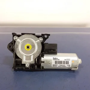 Zwrot pieniędzy BMW X5 G05 SILNICZEK SZYBERDACHU