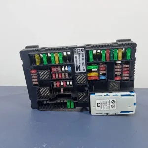 Zwrot pieniędzy BMW 7 G11 G12 ROZDZIELACZ PRĄDU TYLNY 9377503