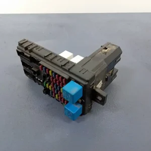 Zwrot pieniędzy HYUNDAI TRAJET SKRZYNKA BEZPIECZNIKÓW 95400-3A200