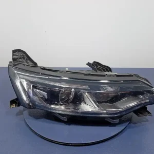 Zwrot pieniędzy RENAULT TALISMAN REFLEKTOR PRAWY LAMPA PRZENIA EU 260108543R