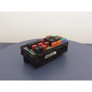 Zwrot pieniędzy FIAT PUNTO GRANDE III 1.9D SKRZYNKA BEZPIECZNIKÓW 51737887